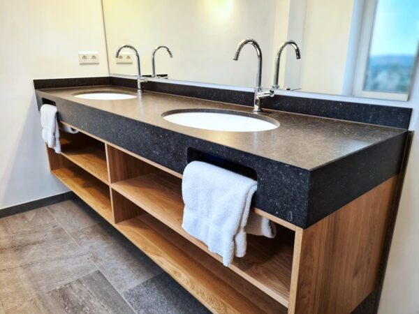 Silestone Arden Blue vonios stalvirsis