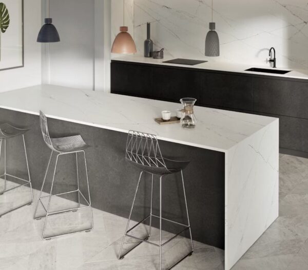 Silestone Ethereal Noctis virtuves stalvirsis