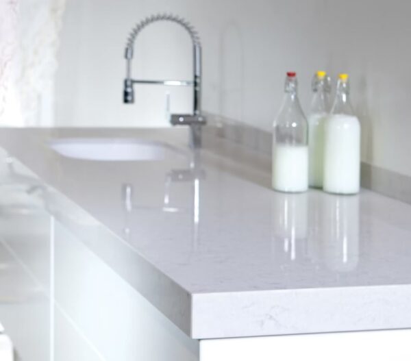 Silestone Lagoon vonios stalvirsis